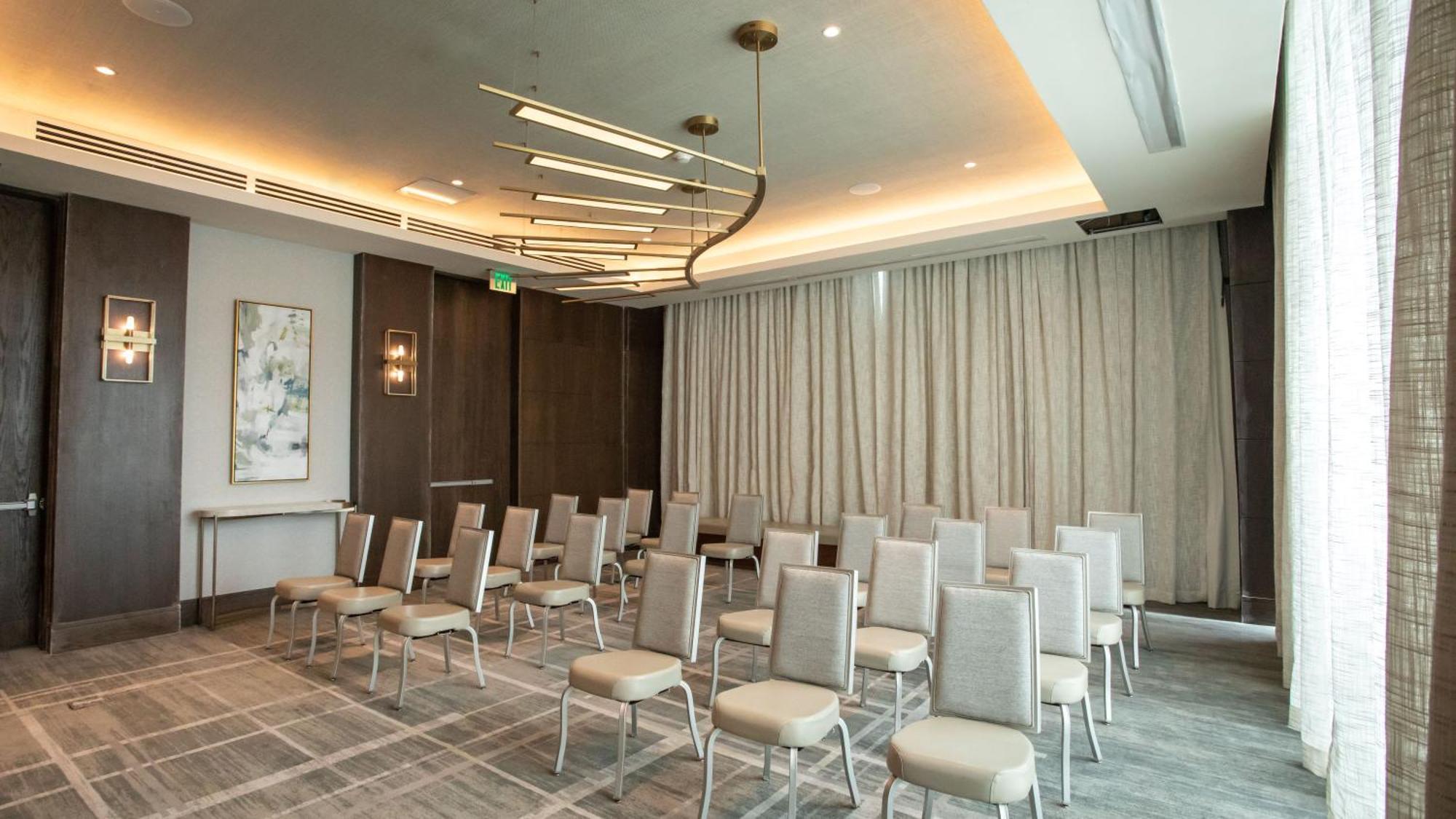 Courtyard By Marriott Santo Domingo Piantini Hotel Exterior foto