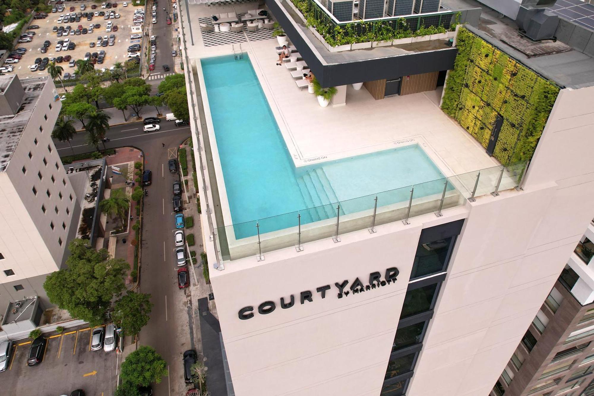 Courtyard By Marriott Santo Domingo Piantini Hotel Exterior foto